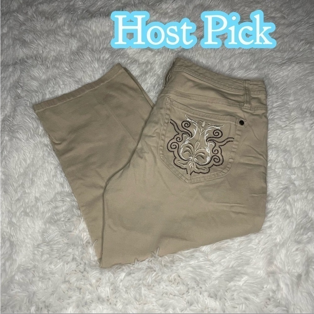 Host Pick Cato Capri Pants, 4